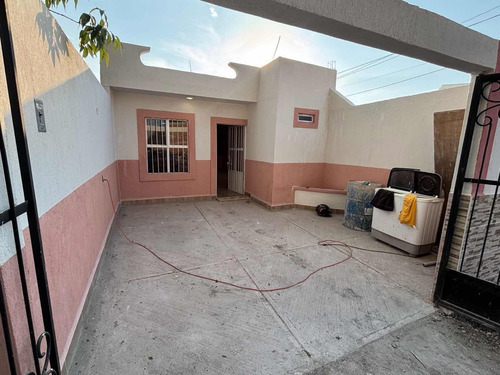 Se Vende Casa De Un Piso En Col. El Rocio
