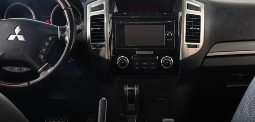 Imagen 11 de 15 de Mitsubishi Montero 2016 3.8 Limited 4x4 At