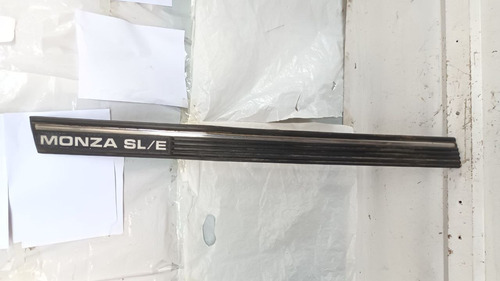 Platina Puerta Delanters Chevrolet Monza Sl/e Año 86