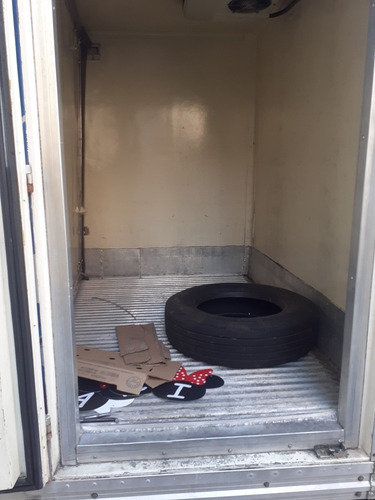 Imagem 6 de 8 de Baú Laminado Volks 3/4