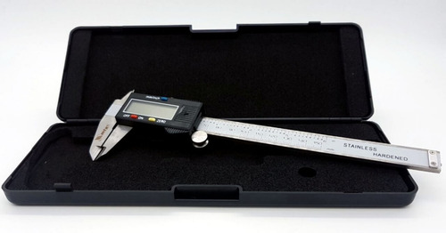 Paquimetro Digital 150mm Inox Profissional C/ Estojo Mtx