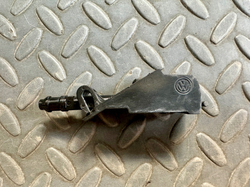 Chisguetero Vw Vento Polo 2014-2021 Original #1 (Usado)