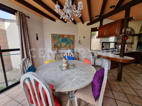 Casa En Venta Estilo Mexicano En Campestre Morillotla! A Un Min De Periférico!