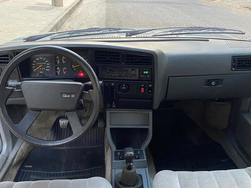 Imagem 8 de 11 de Chevrolet Monza Classic Se