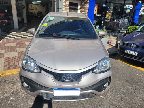 Toyota Etios 1.5 Sedan Xls