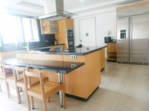 Alquilo Apartamento 300m2 Colinas De Tamanaco 9157