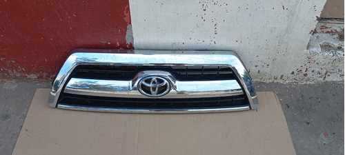 Parrilla Toyota 4runner 2005-2009 Usada Original