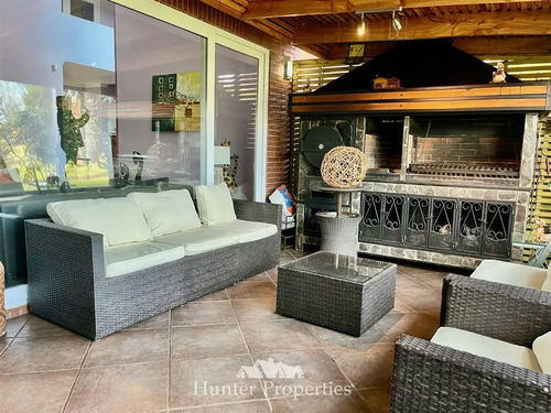 Parcela Con Casa De Lujo De 5d, 3b Se Vende Brisas De Unihue