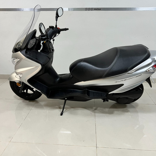 Imagen 9 de 17 de Suzuki Burgman 200 Abs 2019 Scooter 200 Usado