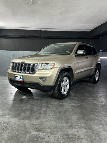 Jeep Grand Cherokee Laredo 2012