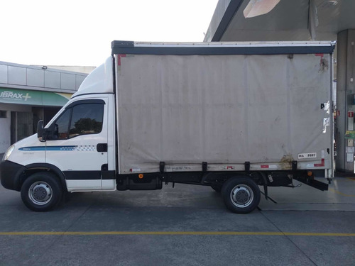 Imagem 10 de 20 de Iveco Daily 35s14