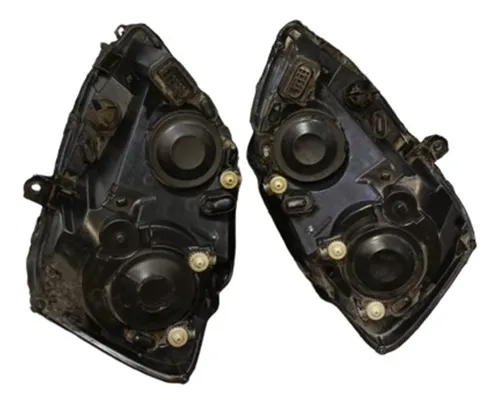 Faros Delanteros Fox 2014 (Usado)