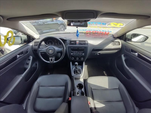 Imagem 8 de 9 de Volkswagen Jetta 2.0 Comfortline Felx Manual