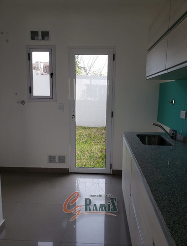 Imagen 8 de 11 de Emprendimiento Duplex En Venta A Estrenar Costa Rica 1593 Ituzaingo. Retasado!!
