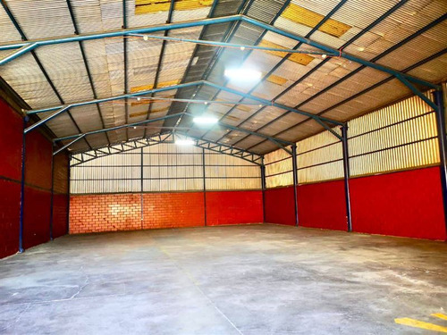 Arriendo Bodega De 410 M2 En Condominio Con Seguridad Colina