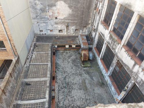 Imagen 3 de 30 de Edificio Industrial / Comercial / Depósito De 6.600 M2 En Almagro Sur