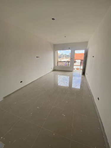 Venta De Departamento Dos Amb Y Medio En San Justo A Estrenar Con Balcon