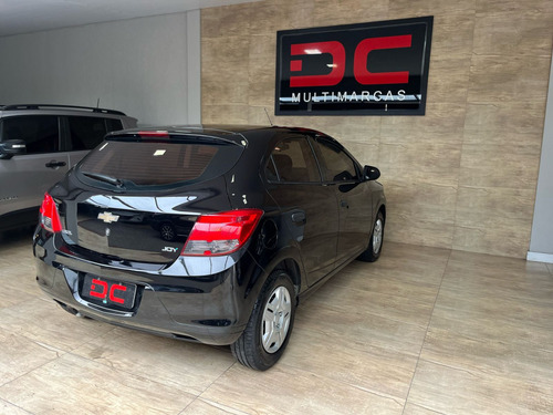 Chevrolet Onix ONIX HATCH Joy 1.0 8V Flex 5p Mec.