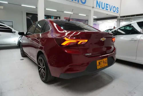 Chevrolet Onix 1.0T Premier Sedan At