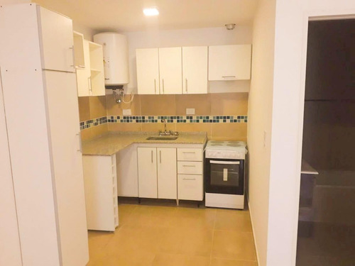 Imagen 4 de 9 de Venta Departamento Lanús Este Monoambiente En Planta Baja Al Frente - Financiación Directa!