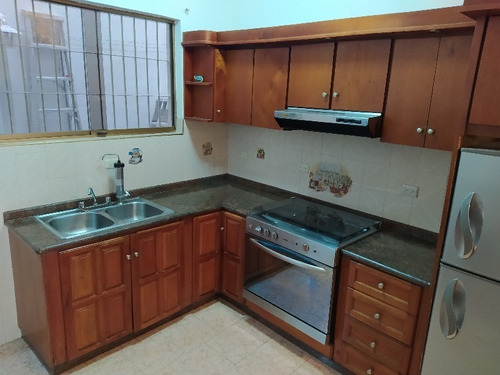 Imagen 7 de 17 de Adriana Atienzo Vende | Casa En Urb. Los Jarales (foc-1031)