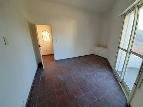 Imagen 8 de 14 de Oferta Departamento De Planta Alta Con Cochera O Salón En Pb
