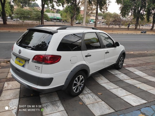 Imagem 4 de 6 de Palio Weekend 1.6 Trekking Weekend 16v Flex 4p Manual