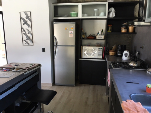 Moderna, Cemento Armado En Dos Lotes, Master Suite Ny 2 Mas