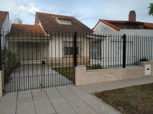 Imagen 2 de 14 de Chalet En Punta Mogotes Para 6 Huéspedes