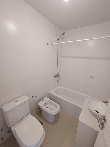 Departamento En Venta 3 Dormitorios En Alem