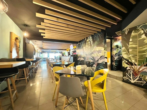 Imagen 2 de 8 de Se Vende Local Comercial En Chacao 247m²