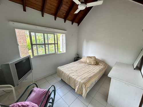 Casa De 4 Dorm. Muy Luminosa, Instalada Y Con Muebles