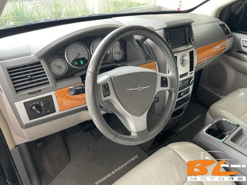 Chrysler Town & Country 3.8 Limited