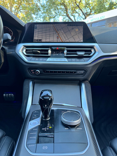 BMW Serie 3 3.0 330i Sedan Sport Line Shadow