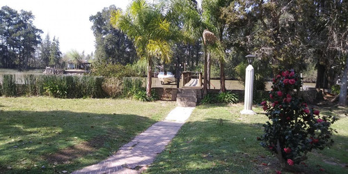 Casa En Venta - 3 Dormitorios 1 Baño - 2.322mts2 - Primera Sección, Escobar