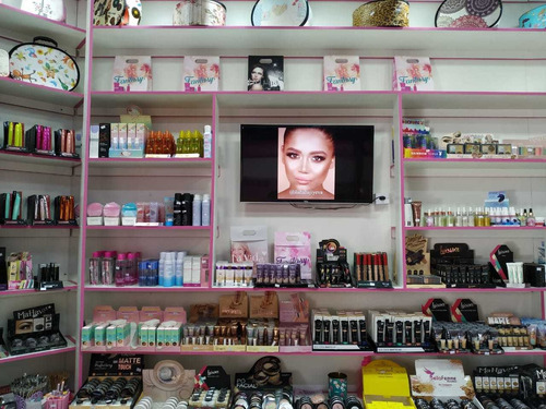 Loja De Maquiagens E Cosmesticos