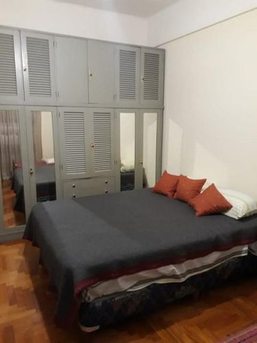 Casa 5 Ambientes Con Cochera