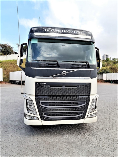 Imagem 4 de 15 de Volvo Fh 460 6x2 2020 Automatico