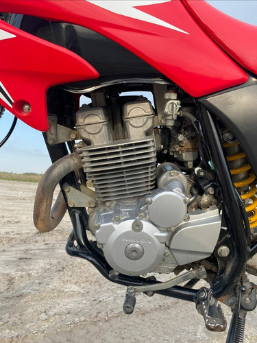 Imagen 2 de 5 de Honda Xr 250 Tornado