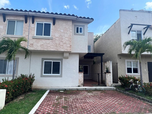 Imagen 2 de 30 de Casa En Venta Catania Residencial Cancun