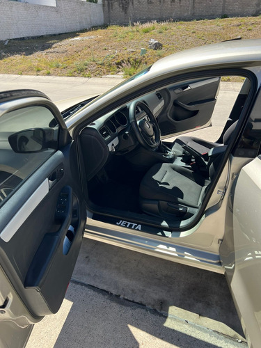 Volkswagen Jetta 2.5 Comfortline At