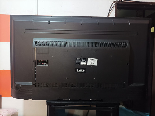 Pantalla Hitachi Le4bm4s9 Para Reparar O Piezas (Usado)