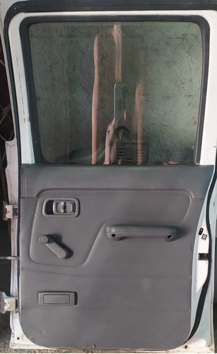 Puerta Trasera De Nissan Frontier Lado Copiloto 