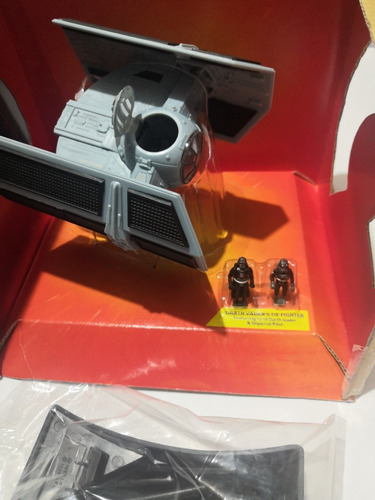 Action Fleet Darth Vader Tie Fighter Star Wars (Usado)