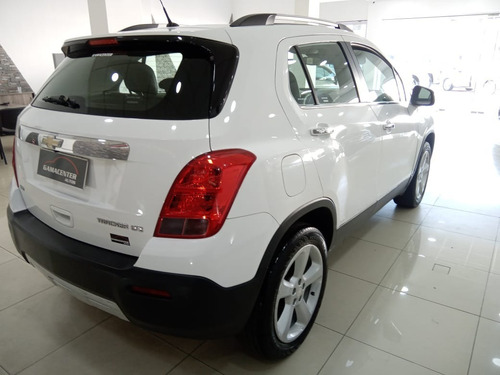 Imagen 4 de 25 de Chevrolet Tracker 1.8 Ltz + Automatica 4x4 2015 83.000km
