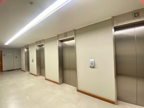 Oficina Open Space/luminarias/cortinas/cerca L 1 Y 6 Metro