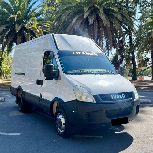 Iveco Daily 3.0 Furgon 55c16 H2 155cv 15.6m3 3950