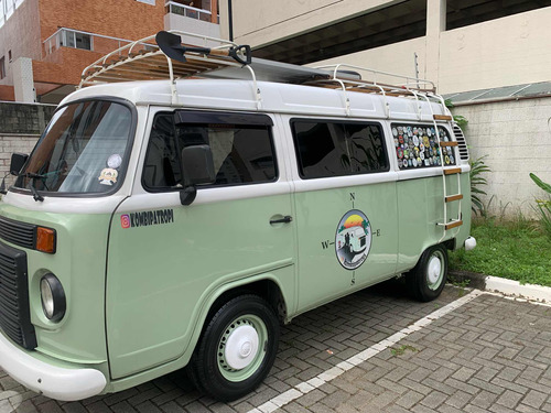 Volkswagen - Kombi