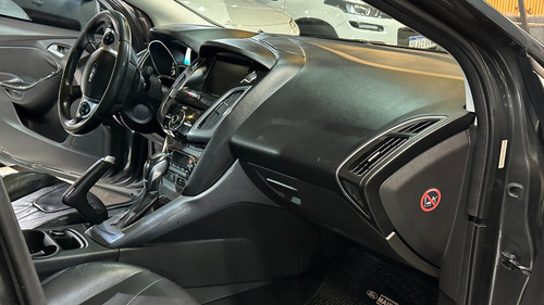 Ford Focus III 2.0 Sedan Titanium At6