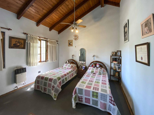 Casa 3 Dormitorios Con Patio Y Parrillero
